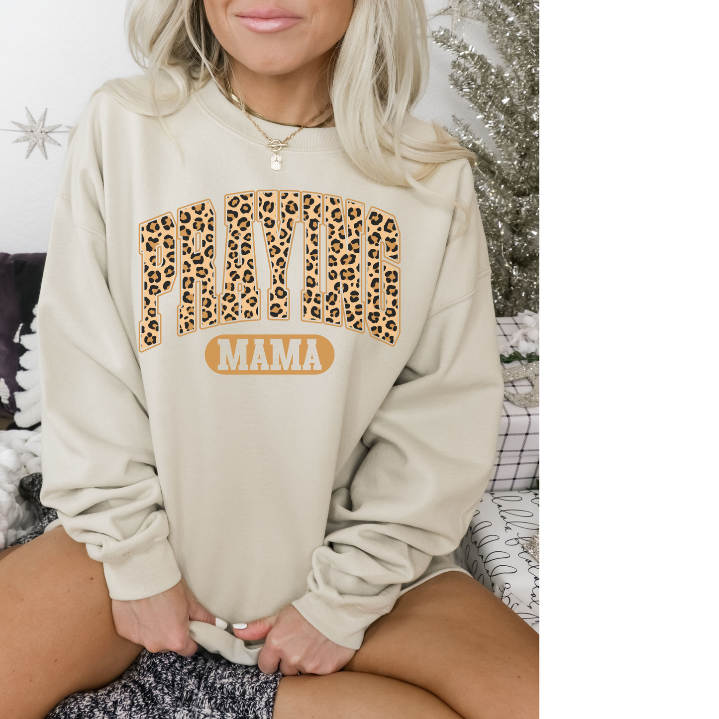 Praying Mamma, Praying Mama, Praying Mom, Prayiing Mommy Crewneck Sweatshirt